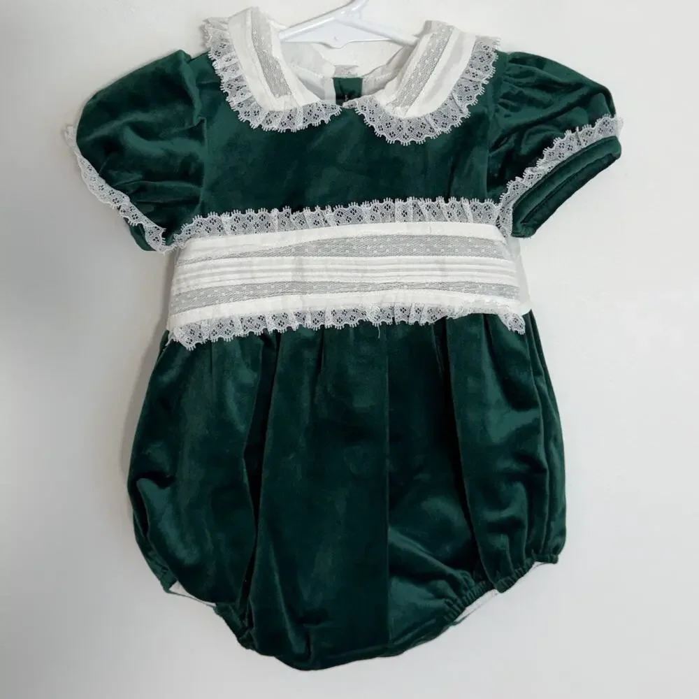 Lulu Bebe Green Velvet Bubble NWT $66 size 9 mo